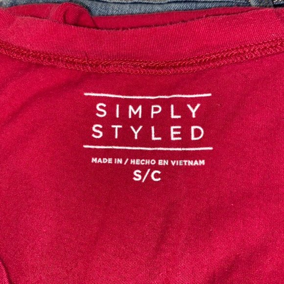 Simply Styled size Small Pink short-sleeve v-neck tee shirt - Picture 2 of 3